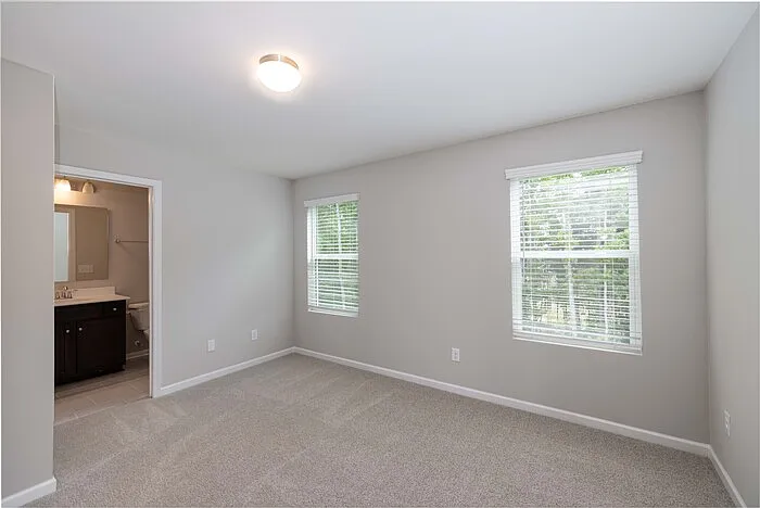 11032 Woodland Creek Way — Photo 10