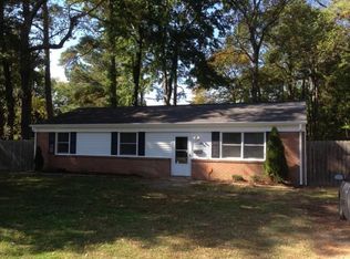 307 Tabbs Ln, Newport News, VA 23602