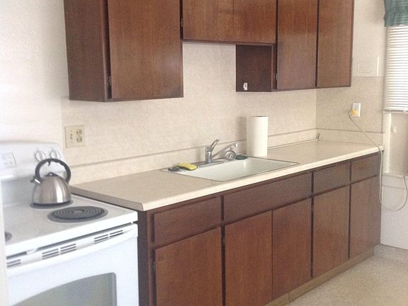 3rd image of 4250 1st St APT E
