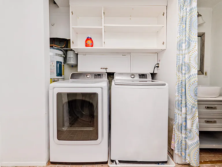 1227 S 284th St — Photo 34