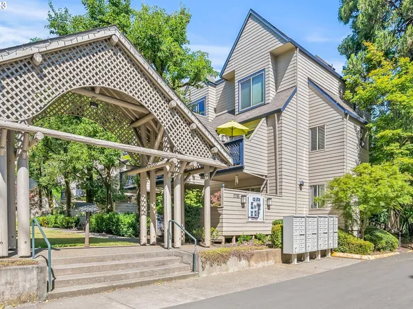 2785 NW Upshur St APT B, Portland, OR 97210