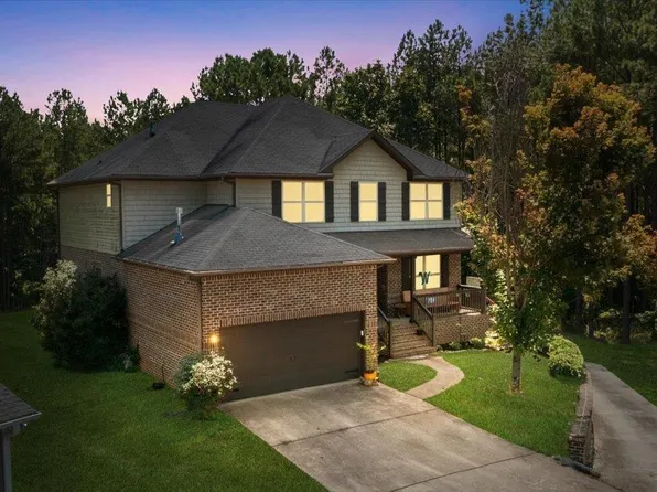 677 Blackberry Gln, Springville, AL 35146
