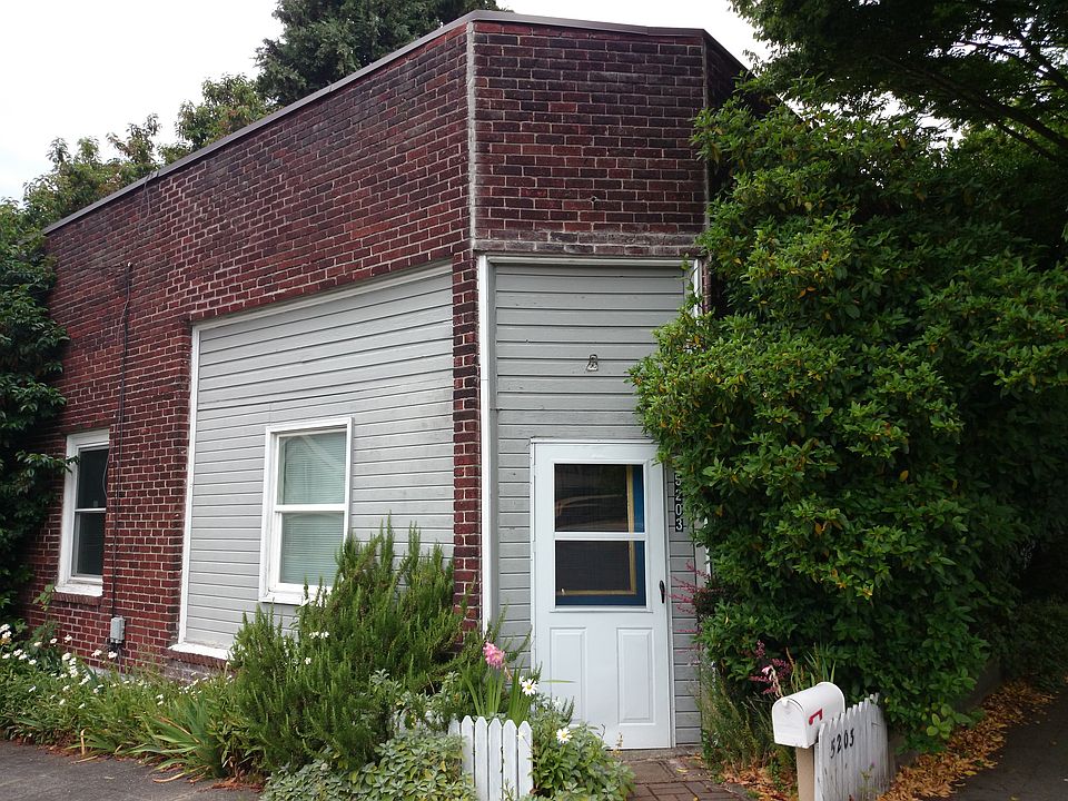 2nd image of 5203 Meridian Ave N
