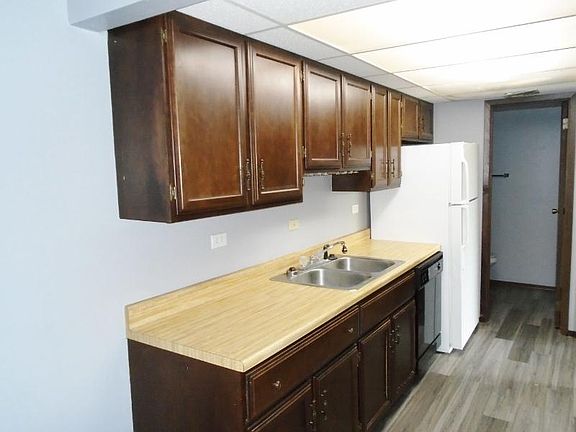 4th image of 200 Lodge Dr APT 304
