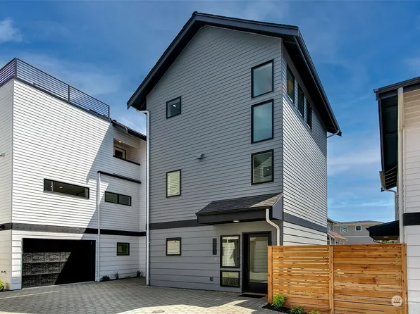 3239 61st Avenue SW unit B, Seattle, WA 98116