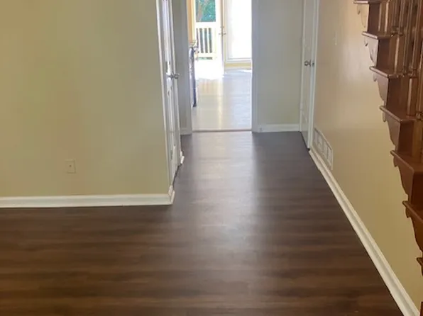 7157 Williamsburg Dr, Riverdale, GA 30274