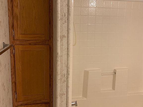 4th image of 16 Nova Ln