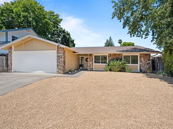 2462 Vine Hill Drive, Napa, CA 94558