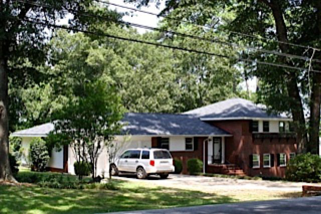 1st image of 747 Dogwood Dr