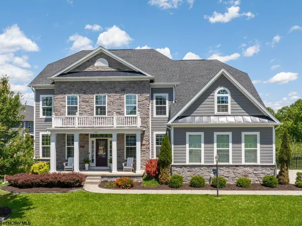 153 Blue Sage Ct, Morgantown, WV 26508