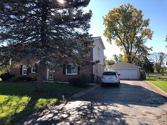 2nd image of 9635 Dickens Ave