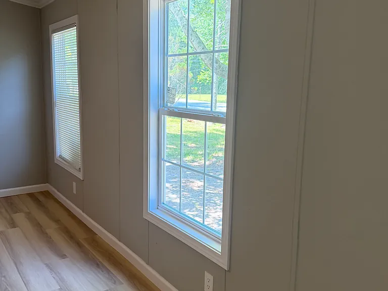 3637 Walhalla Hwy — Photo 9