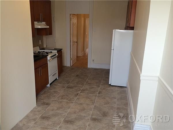 2nd image of 457 W 49th St APT 5W