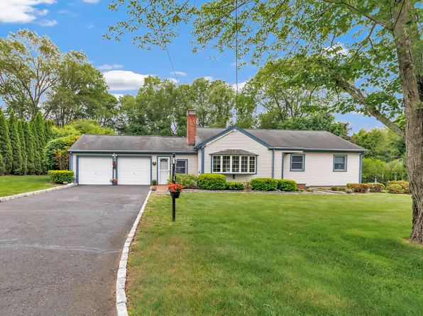 131 Ridgeview Avenue, Trumbull, CT 06611