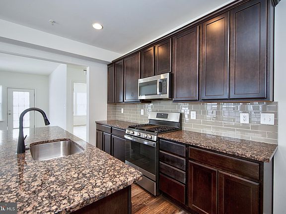 5th image of 116 Trails Way