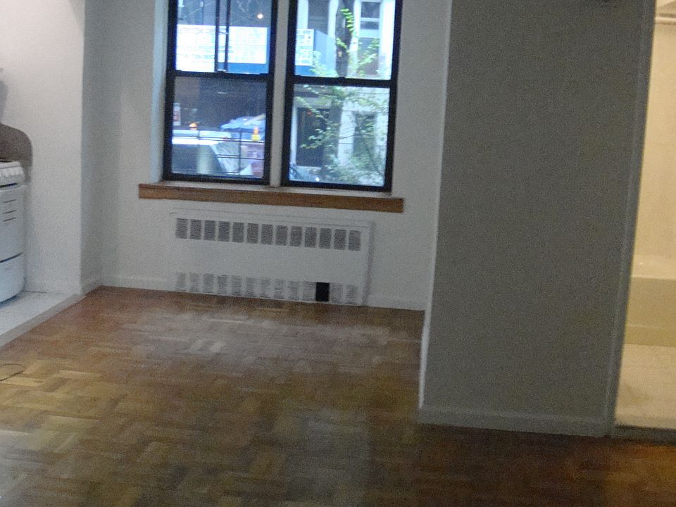 Building Photo 3