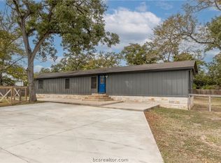 12159 Robin Dr, College Station, TX 77845