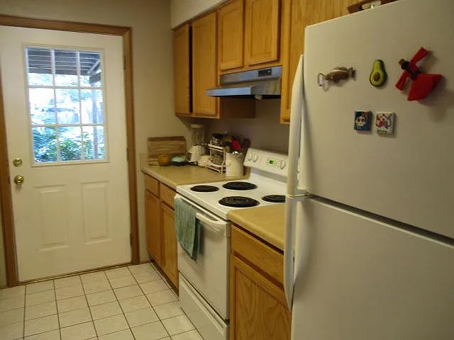 1008 Pineview Blvd #D — Photo 15
