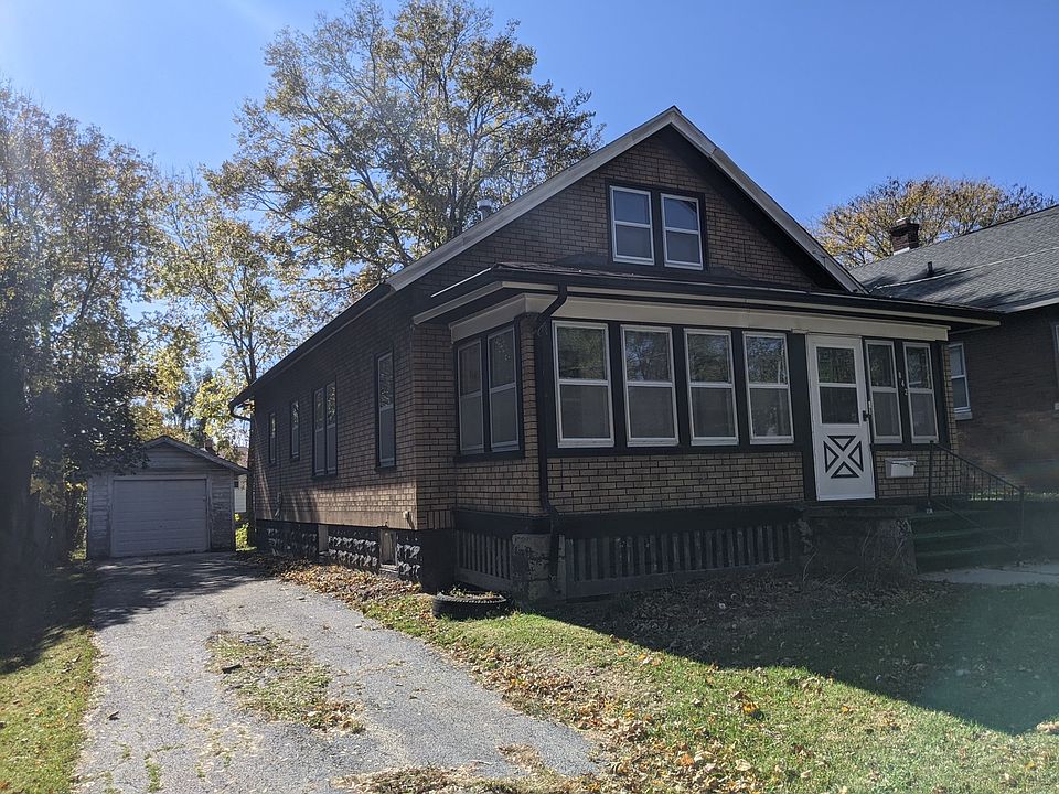 1st image of 842 Lincoln Ave