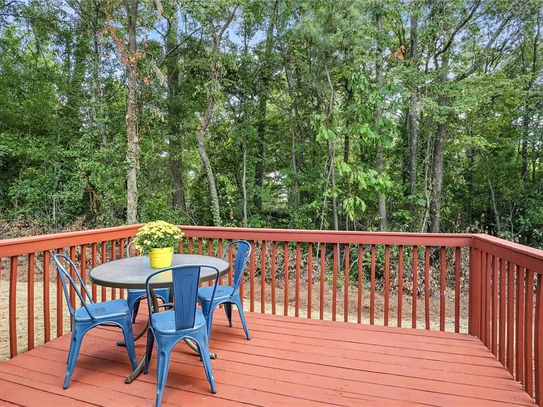 859 Springchase Dr — Photo 26