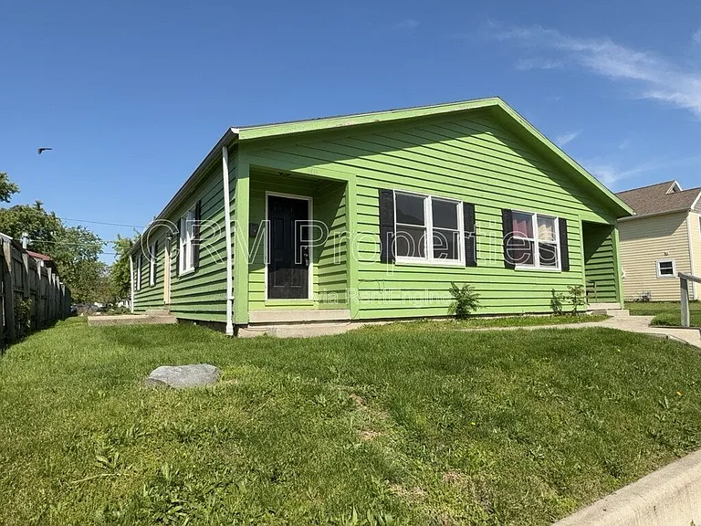 1411 N Courtland Ave — Photo 2