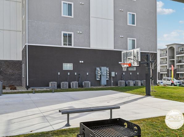 1234 E 1500 S #11-401