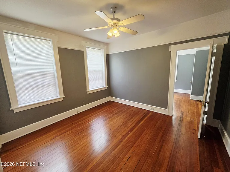 146 W 6th St — Photo 14