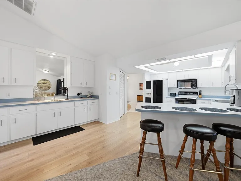5258 Boyle Ter — Photo 4