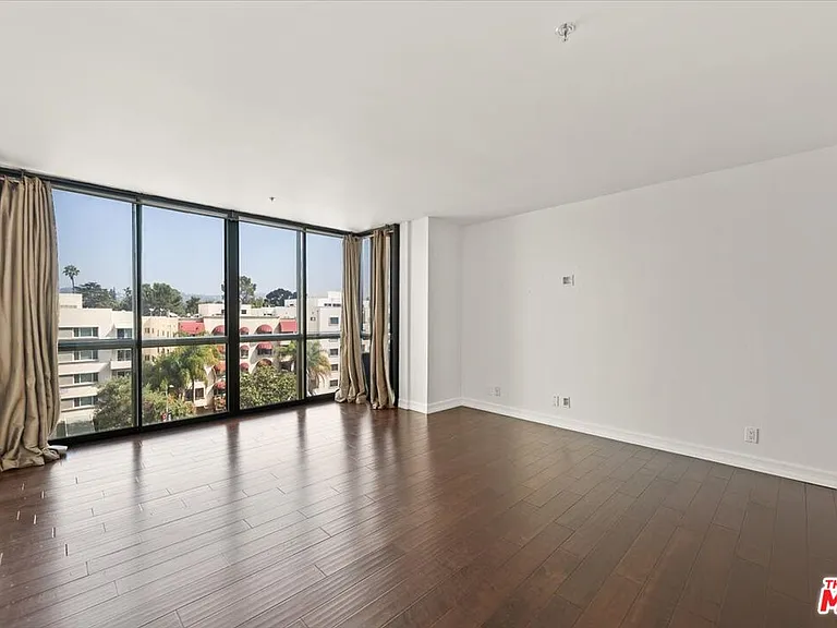 10660 Wilshire Blvd #705 — Photo 9