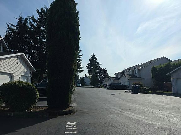 5th image of 119 21st St SE APT B