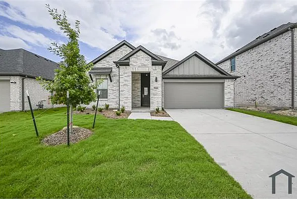 3 bed, 1628 sqft, $2,499 — Photo 3