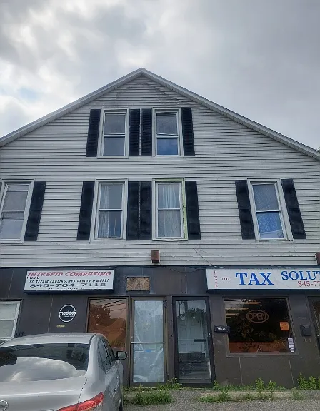 9 Lakes Rd #3 — Photo 1