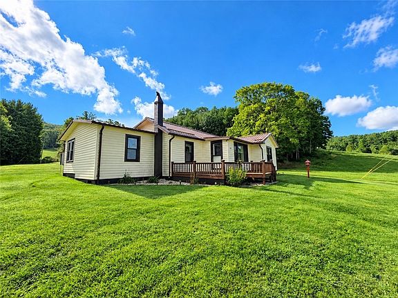 2nd image of 286 Hunt LN