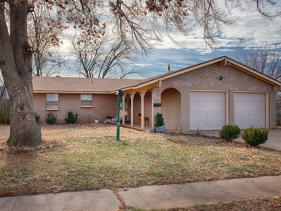 1st image of 3300 Eastwood Cir