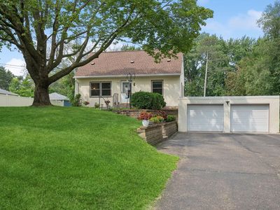3965 E County Line N, Saint Paul, MN, 55110
