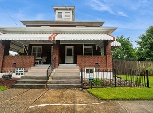 130 S 11th St, Jeannette, PA 15644