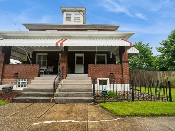 130 S 11th St, Jeannette, PA 15644