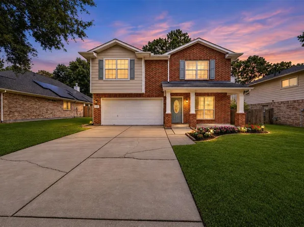 9130 Rolling Rapids Rd, Humble, TX 77346