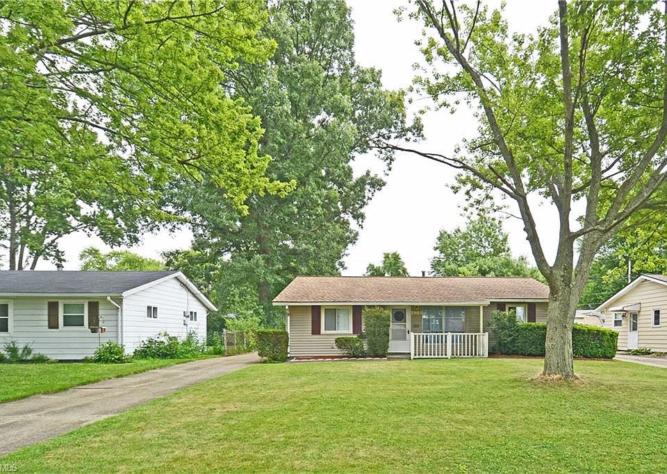 1st image of 434 Walnut Dr