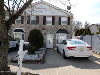 150 Corona Ave, Staten Island, NY, 10306