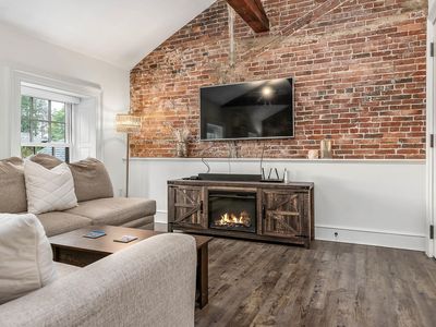 80 State Street #302, Portsmouth, NH, 03801