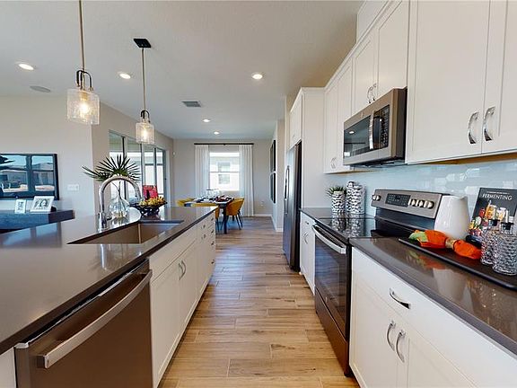 4th image of 5311 Spring Maiden Cir