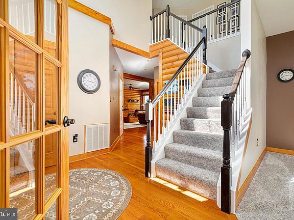 2nd image of 13107 Bigleaf Maple Ct