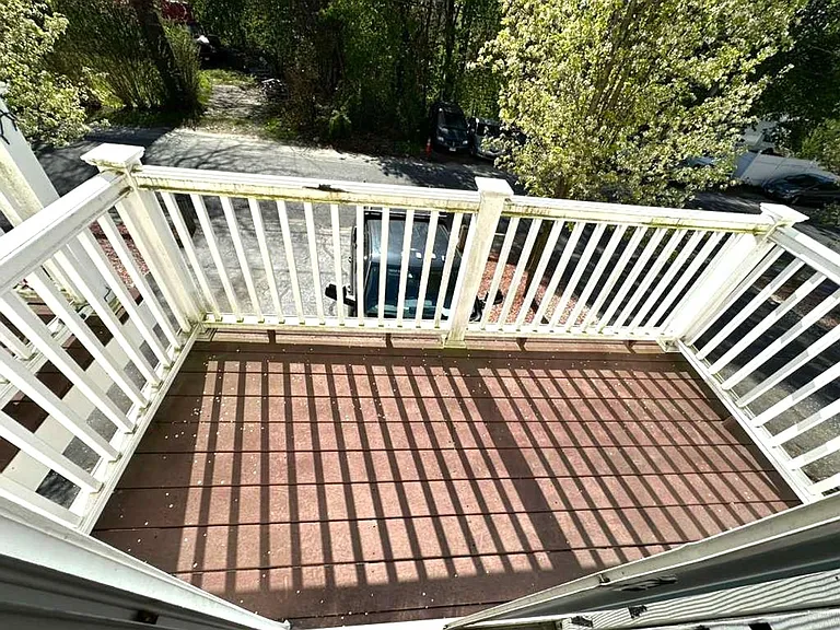 176 Lincoln St — Photo 19