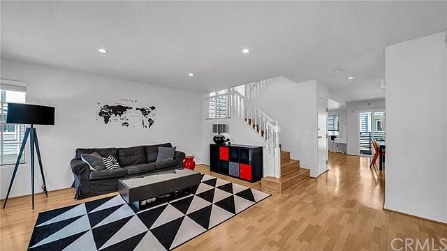 1st image of 18040 Prairie Ave APT A