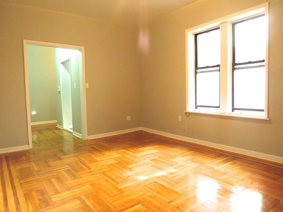 1st image of 260 Parkside Ave APT A5w