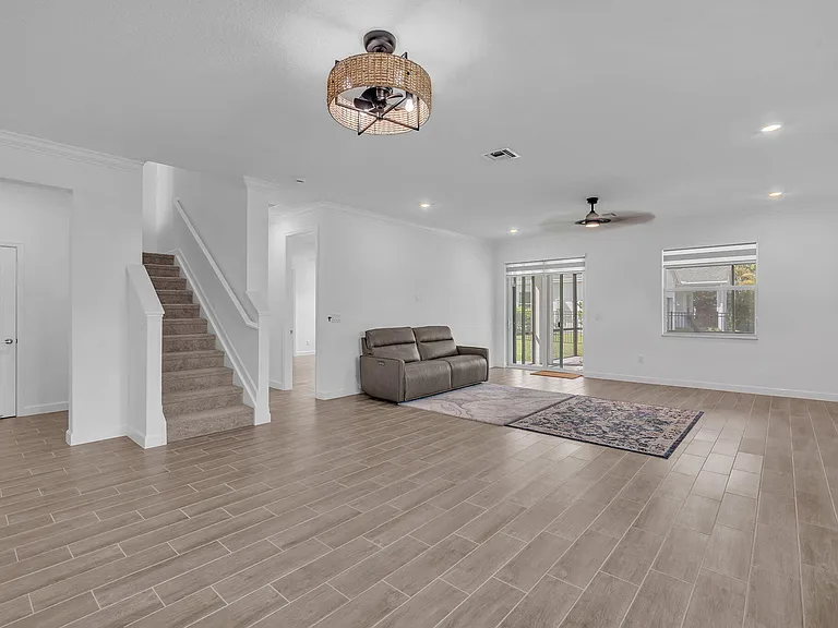 19270 Rolling Acres Rd — Photo 12