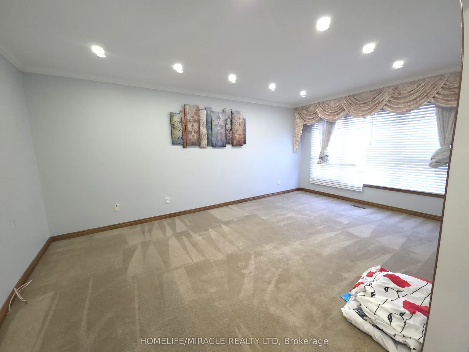 4 bed, $3,500 — Photo 4