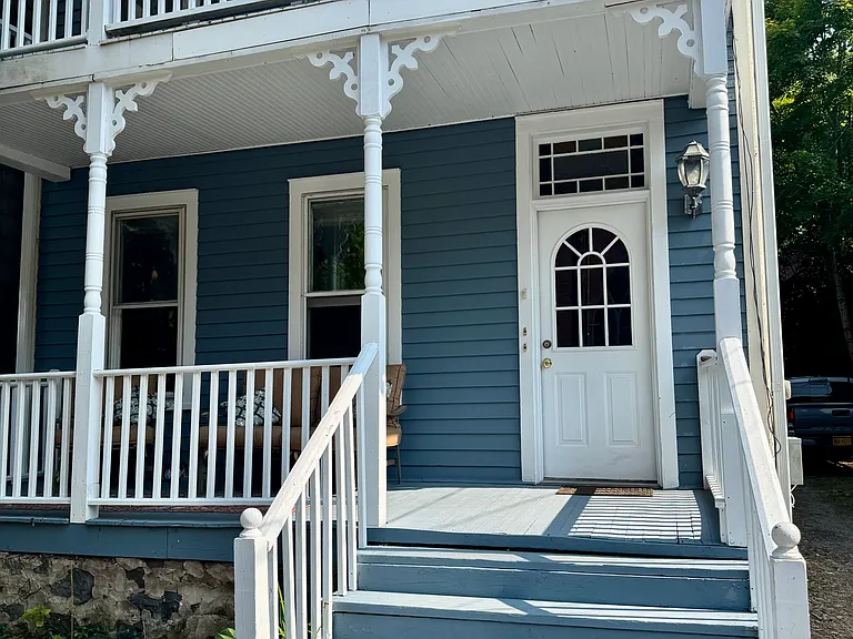 397 Main St #1 — Photo 2