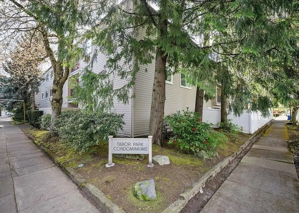 Tabor Park Condos